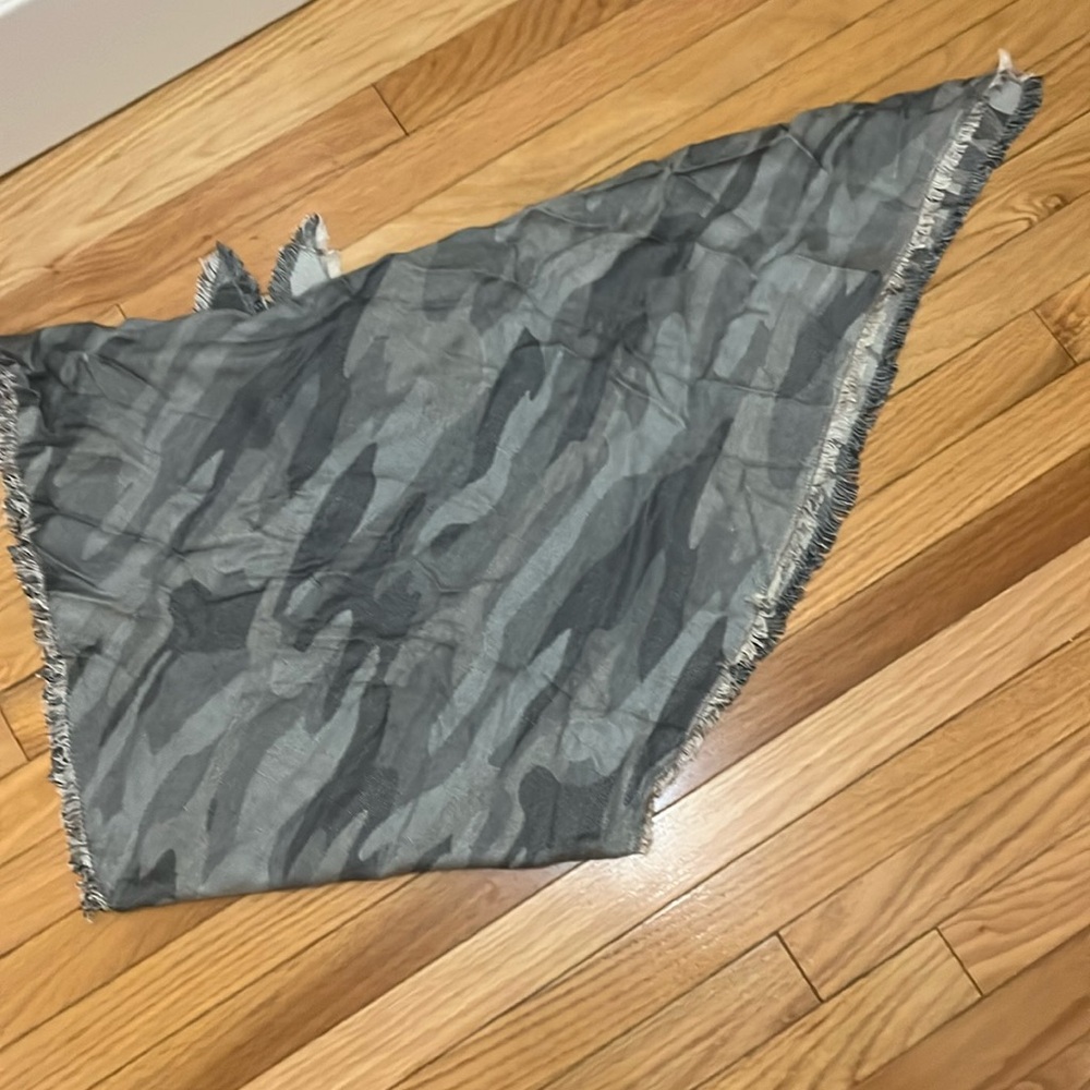 Maurice scarf